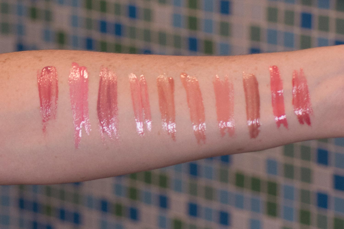 Line Smoothing Lip Gloss | Paraben-free Plumping Gloss - Little Bo Pink